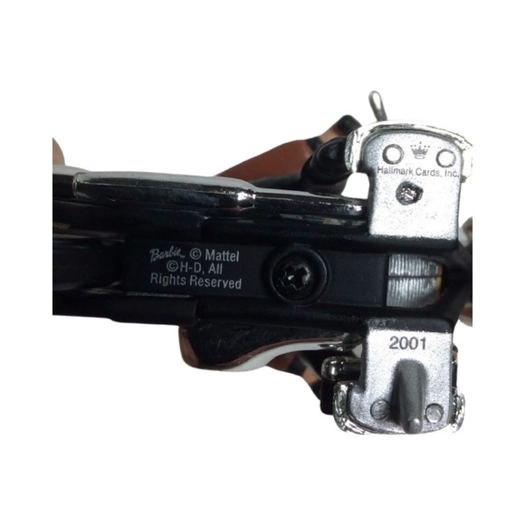 Hallmark Keepsake Ornament Barbie Doll Harley Davidson Motorcycle 2001 QXI8885 - Picture 7 of 15